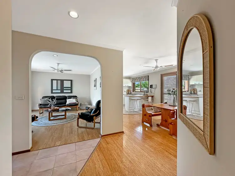 Fifth view of Homely unit listing, 4 Bader Court, Frankston South VIC 3199