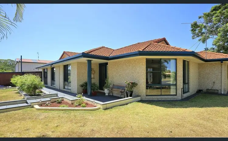 157 Pulgul Street, Urangan QLD 4655