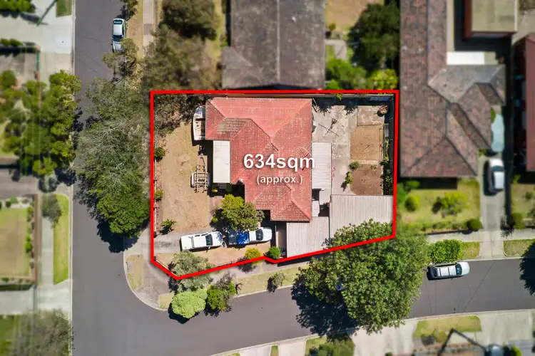 32 Coniston Avenue