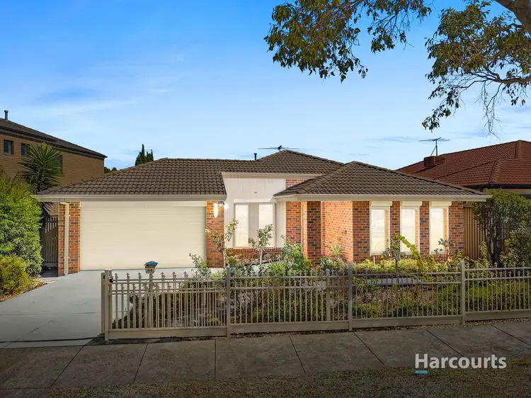 94 Tenterfield Drive, Burnside Heights VIC 3023