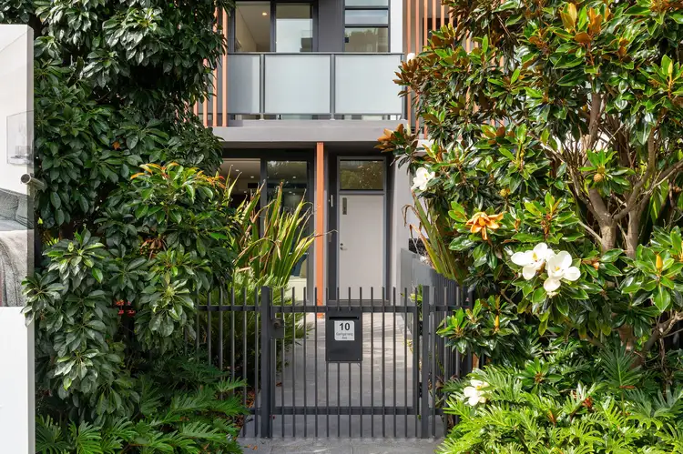 10 Garrigarrang Avenue, Kogarah NSW 2217