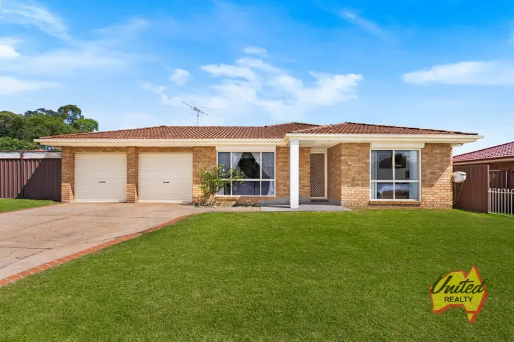 27 Francisco Crescent