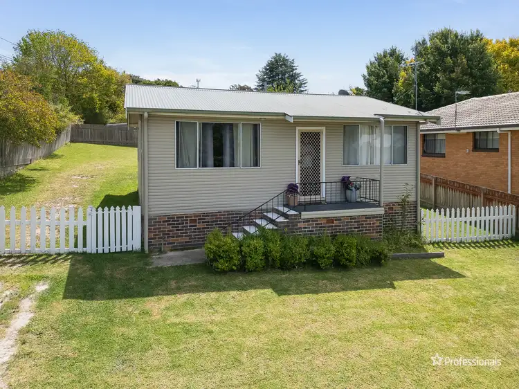 26 Mayfield Avenue