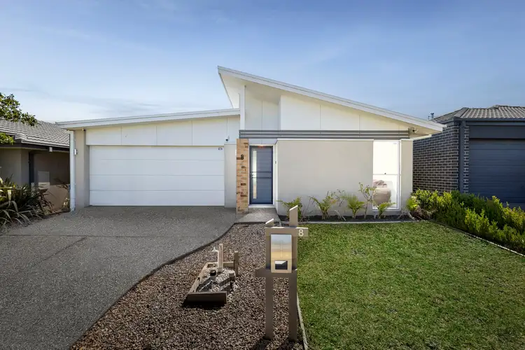8 Bianca Crescent, Greenvale VIC 3059