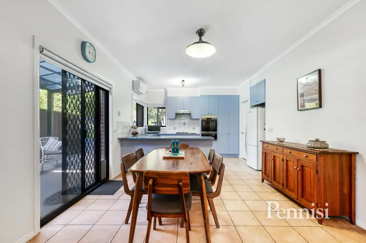 Sixth view of Homely house listing, 2/5 Mackia Court, Niddrie VIC 3042