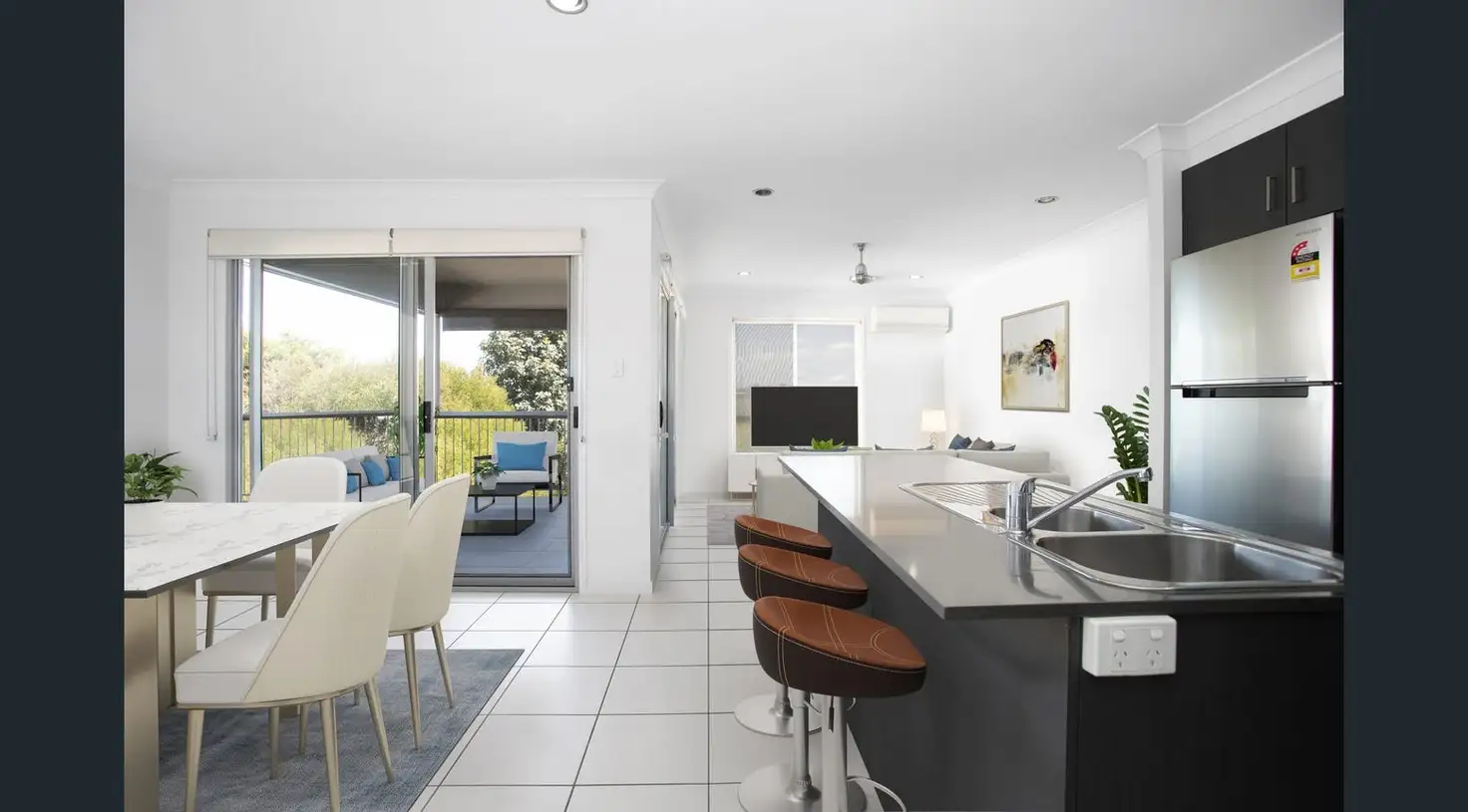 Main view of Homely unit listing, 1/37 Makybe Diva Drive, Ooralea QLD 4740