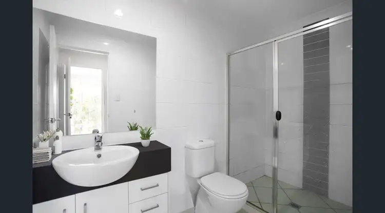 Sixth view of Homely unit listing, 1/37 Makybe Diva Drive, Ooralea QLD 4740