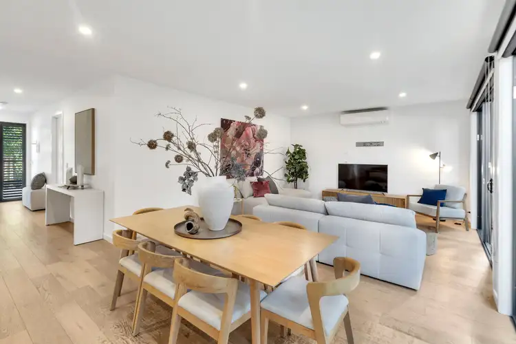 4/54 Cooper Street, Essendon VIC 3040