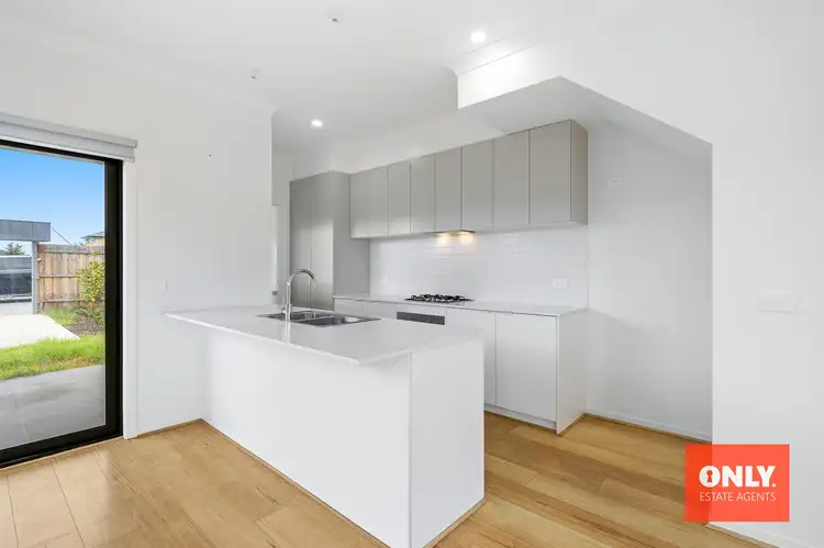 Fifth view of Homely house listing, 19 Vera Close, Clyde North VIC 3978