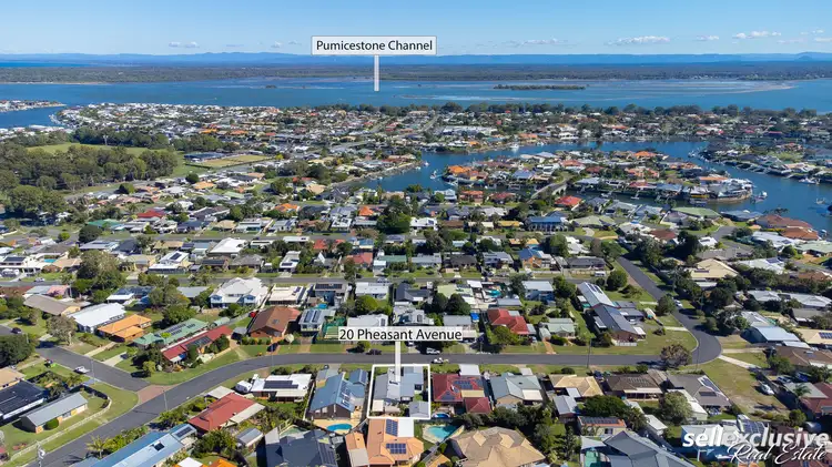 20 Pheasant Avenue, Banksia Beach QLD 4507