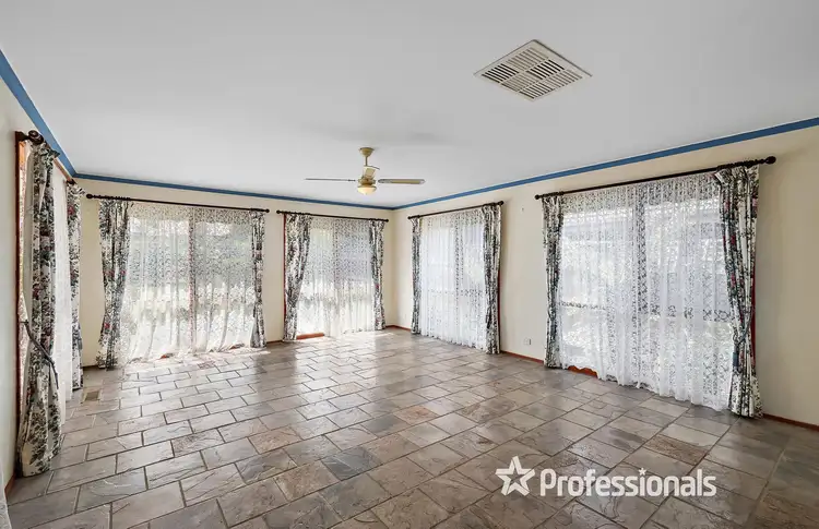 Third view of Homely house listing, 3 Fitzgerald Court, Mooroolbark VIC 3138