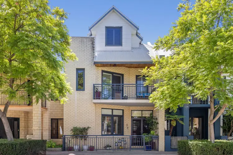 3 Darbon Crescent, Subiaco WA 6008