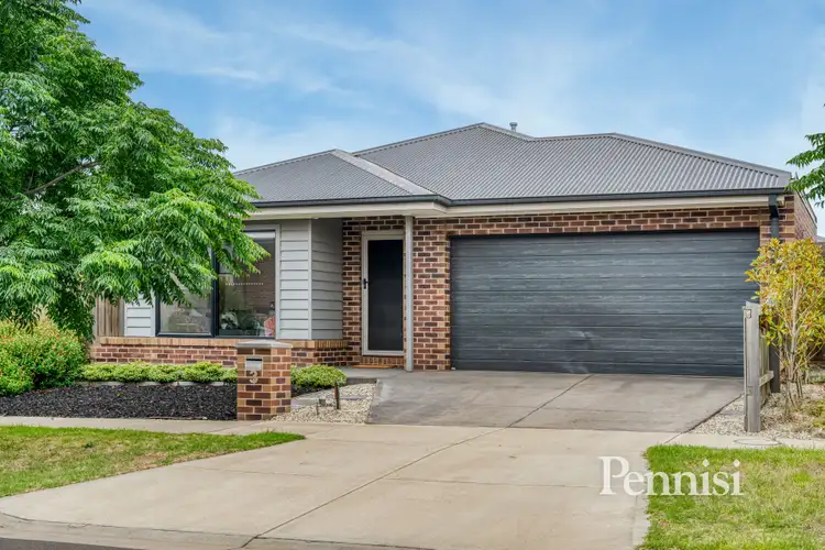 3 Bluegrass Way, Diggers Rest VIC 3427