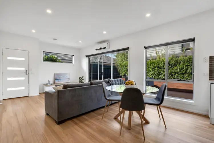Fifth view of Homely unit listing, 2/27 Neville Street, Keilor East VIC 3033