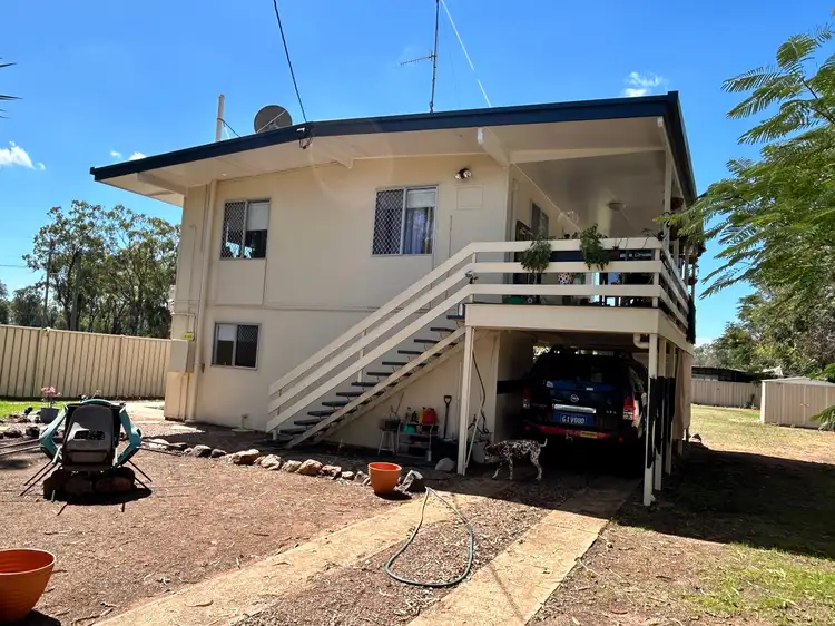 30 Blackall Street, Dingo QLD 4702