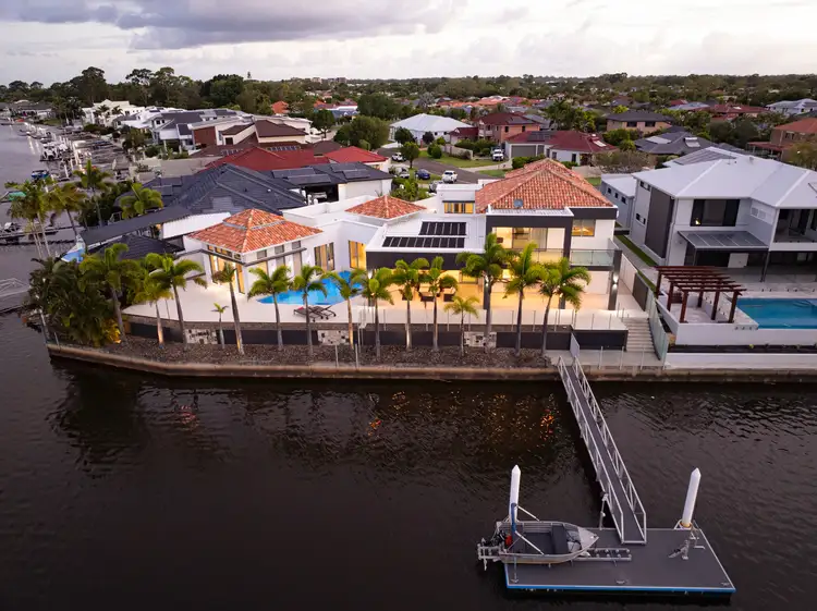 41 Edwardson Drive, Pelican Waters QLD 4551
