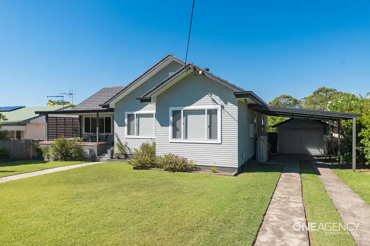 Fifth view of Homely house listing, 8 Maiden Avenue, Taree NSW 2430