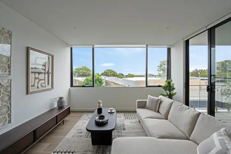 13-21 Mentmore Avenue