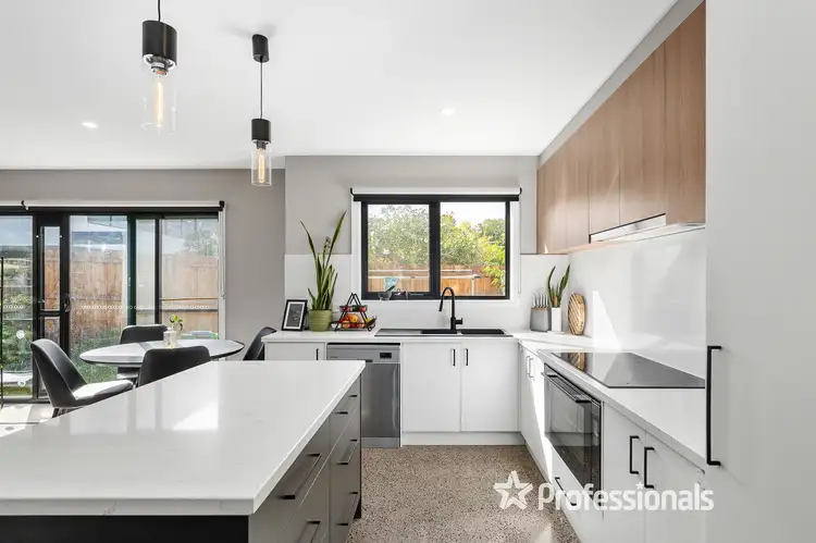 3/7 Morelle Court, Mooroolbark VIC 3138