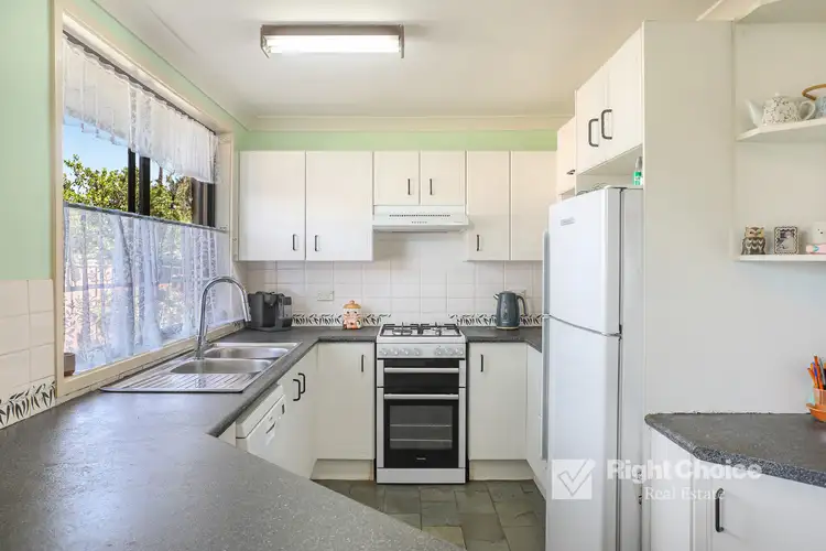 Third view of Homely house listing, 1 Gould Place, Lake Illawarra NSW 2528