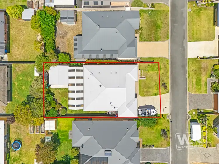Sixth view of Homely house listing, 8 Aurora Rise, Mckail WA 6330