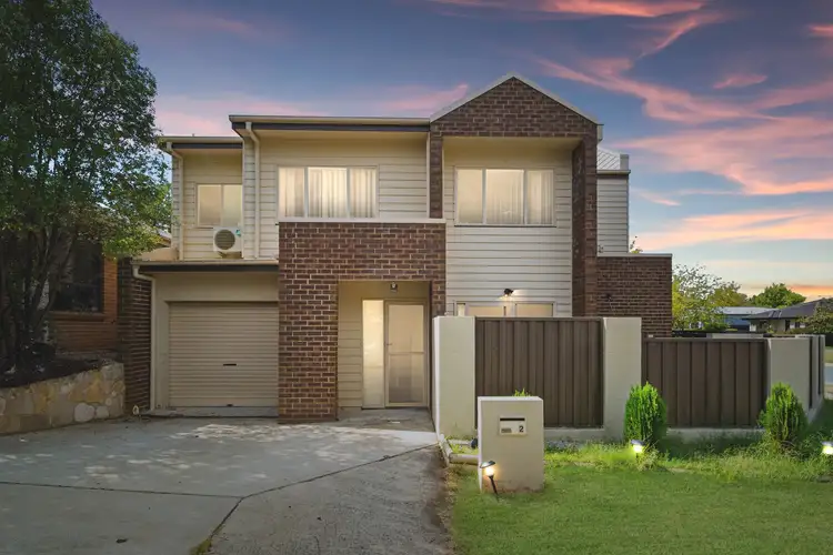 2 Calyute Street