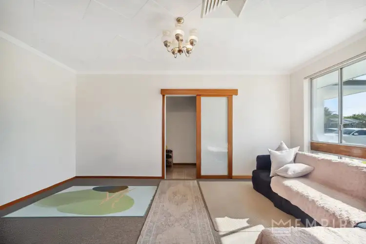 Sixth view of Homely house listing, 5 Rowland Place, Hamilton Hill WA 6163