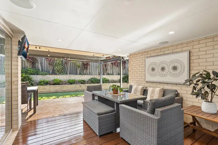 6 Bassett Street, Flinders NSW 2529