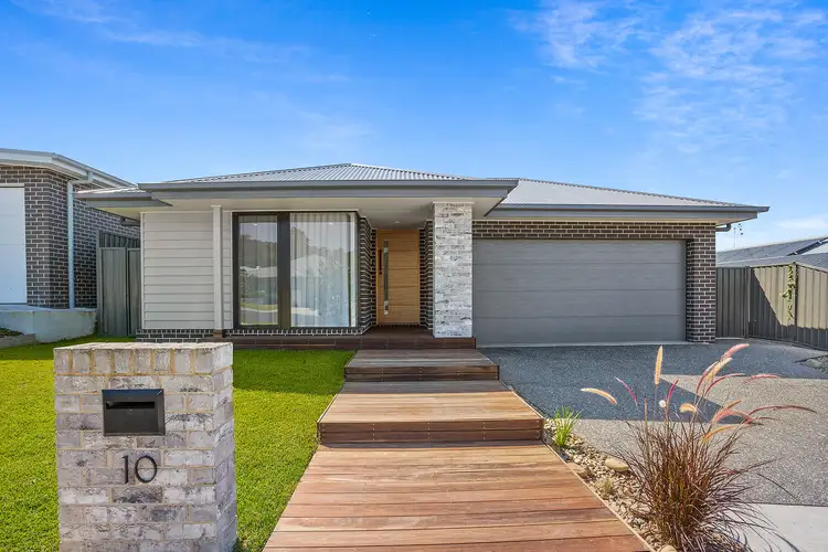10 Harper Street, Calderwood NSW 2527