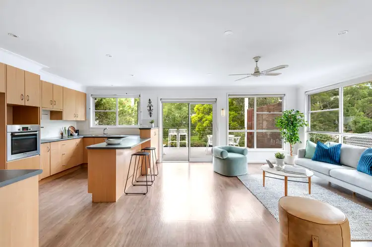 18 Valley Drive, Figtree NSW 2525