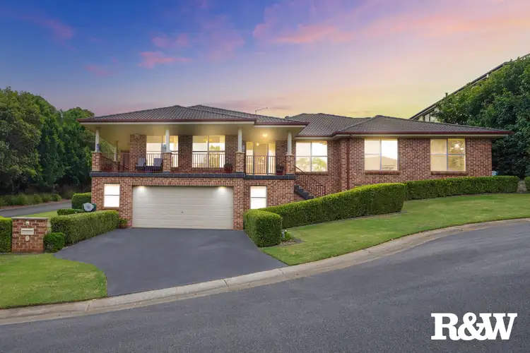 1 Laird Court, Macquarie Links NSW 2565