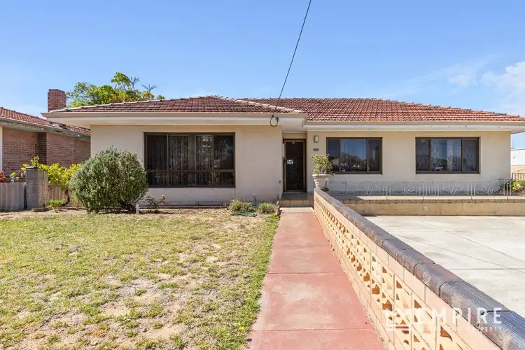 188 Carrington Street, Hilton WA 6163