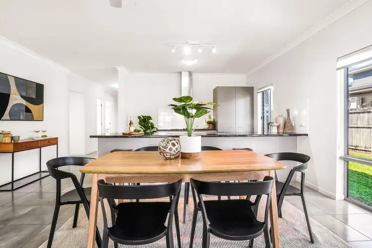 34 Thornborough Circuit, Smithfield QLD 4878