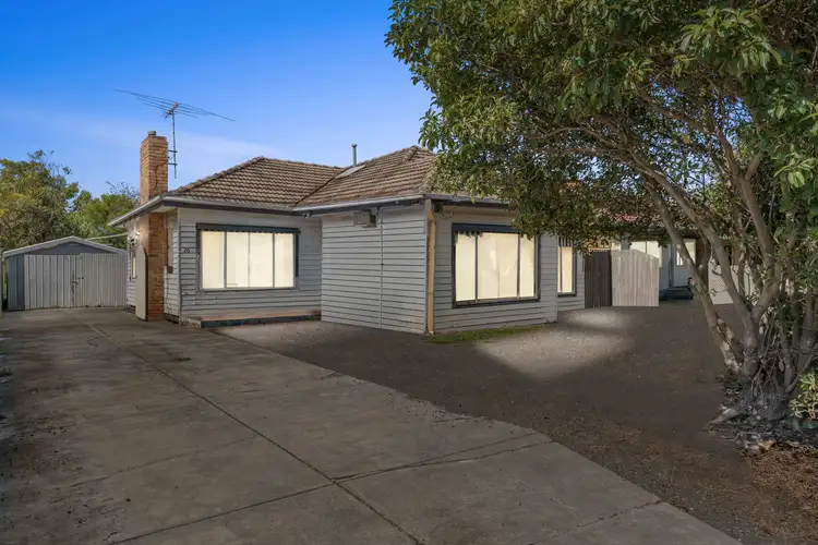 20 Neimur Avenue, Deer Park VIC 3023
