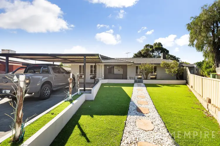 9 Castle Court, Forrestfield WA 6058