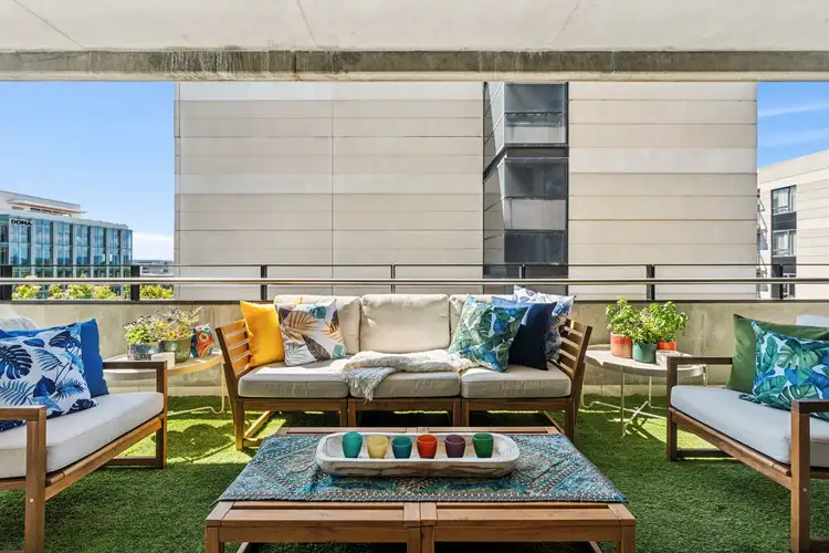 9/11 Sydney Avenue, Barton ACT 2600