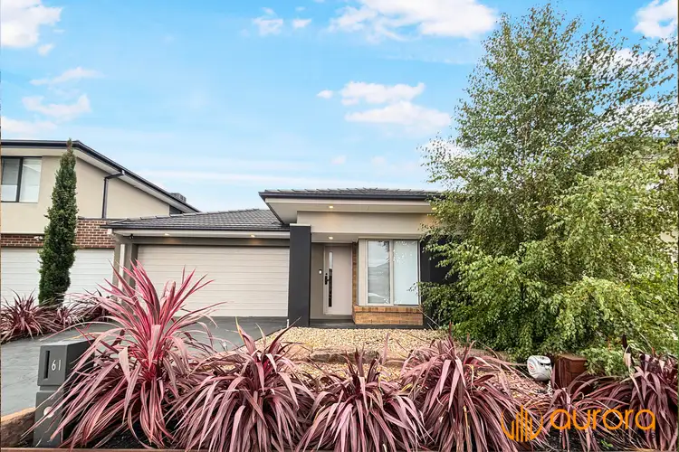 61 Fenway Boulevard, Clyde North VIC 3978
