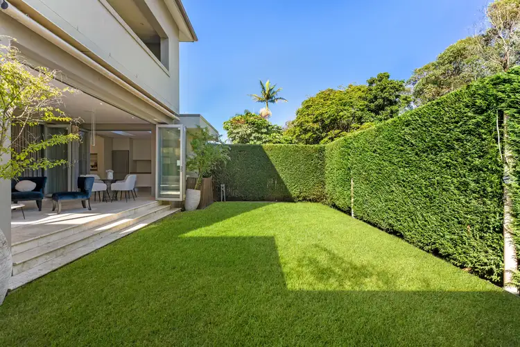 10 Glendon Road