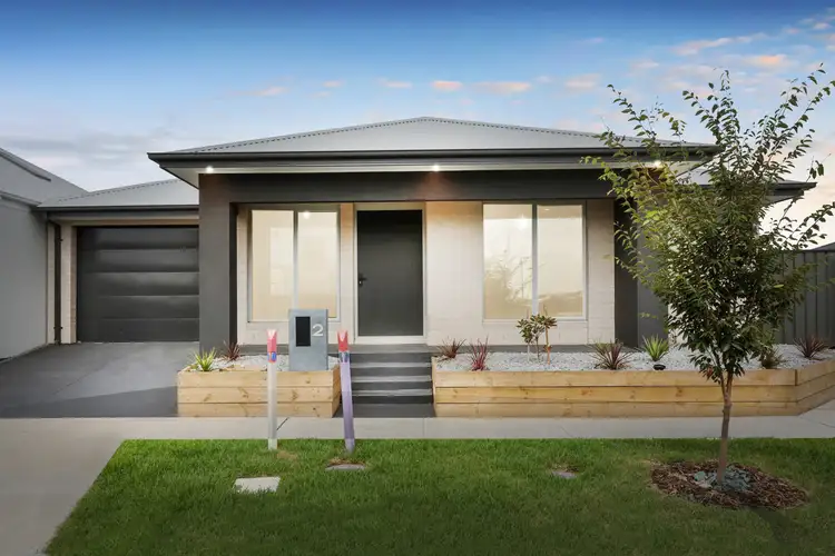 2 Bovine Crescent, Donnybrook VIC 3064