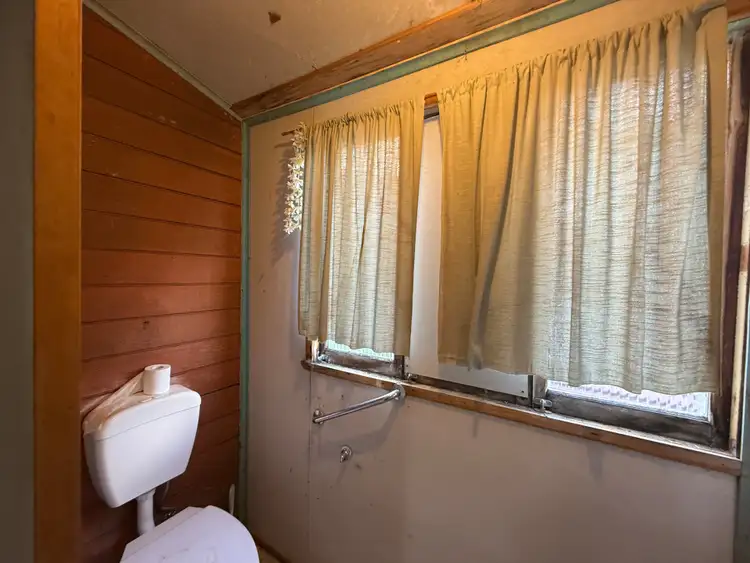 Sixth view of Homely house listing, 5 Thurston Street, Allenstown QLD 4700