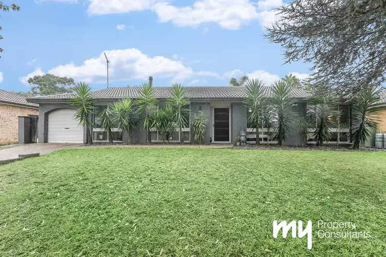 15 Cedar Place, The Oaks NSW 2570
