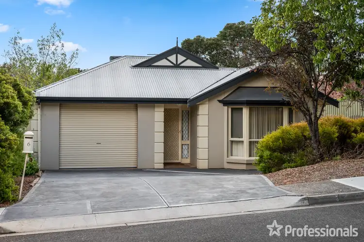 6 Ninnis Court