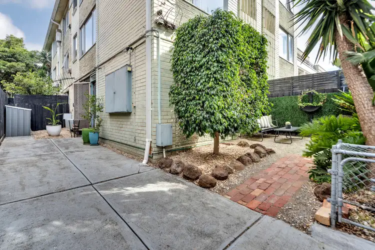 Second view of Homely unit listing, 2/31 Raleigh Street, Essendon VIC 3040