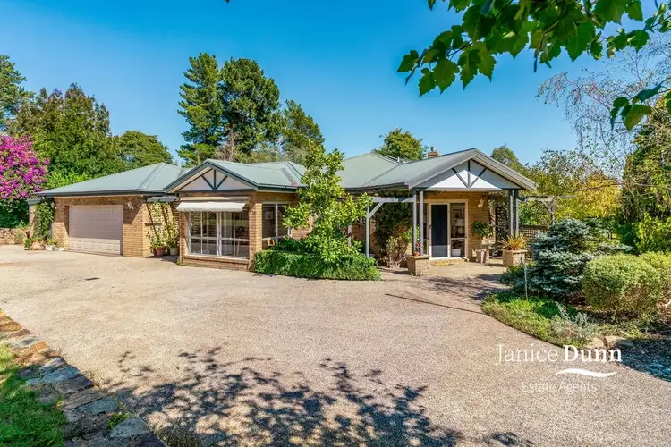 8 Rock Lodge Court, Frankston South VIC 3199