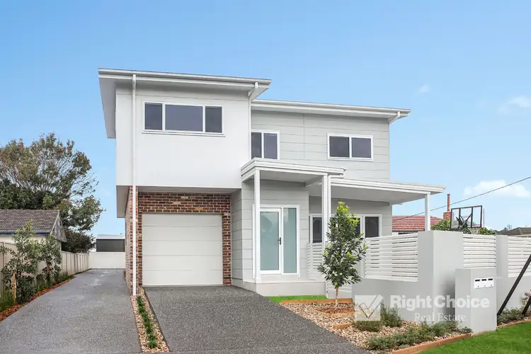 115 Pur Pur Avenue, Lake Illawarra NSW 2528