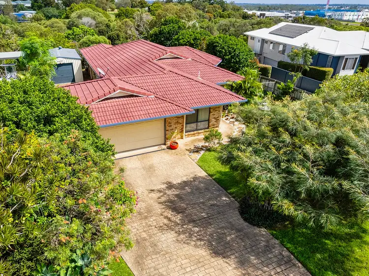65 Gundesen Drive, Urraween QLD 4655