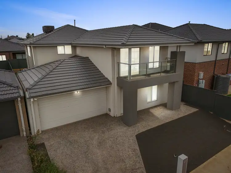 27 Noyce Way, Rockbank VIC 3335
