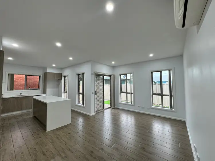 Third view of Homely semi-detached listing, 2/15 Andrew Road, St Albans VIC 3021