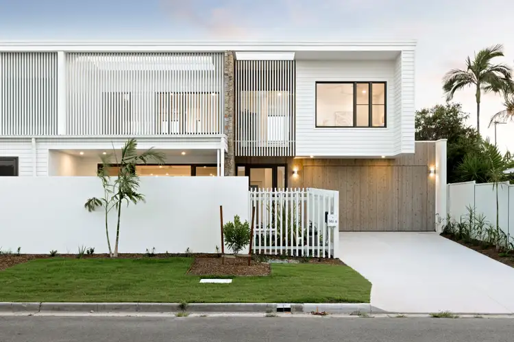1/146 Oceanic Drive, Warana QLD 4575