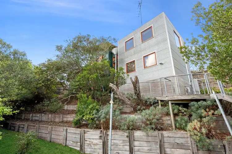48 Lelean Street